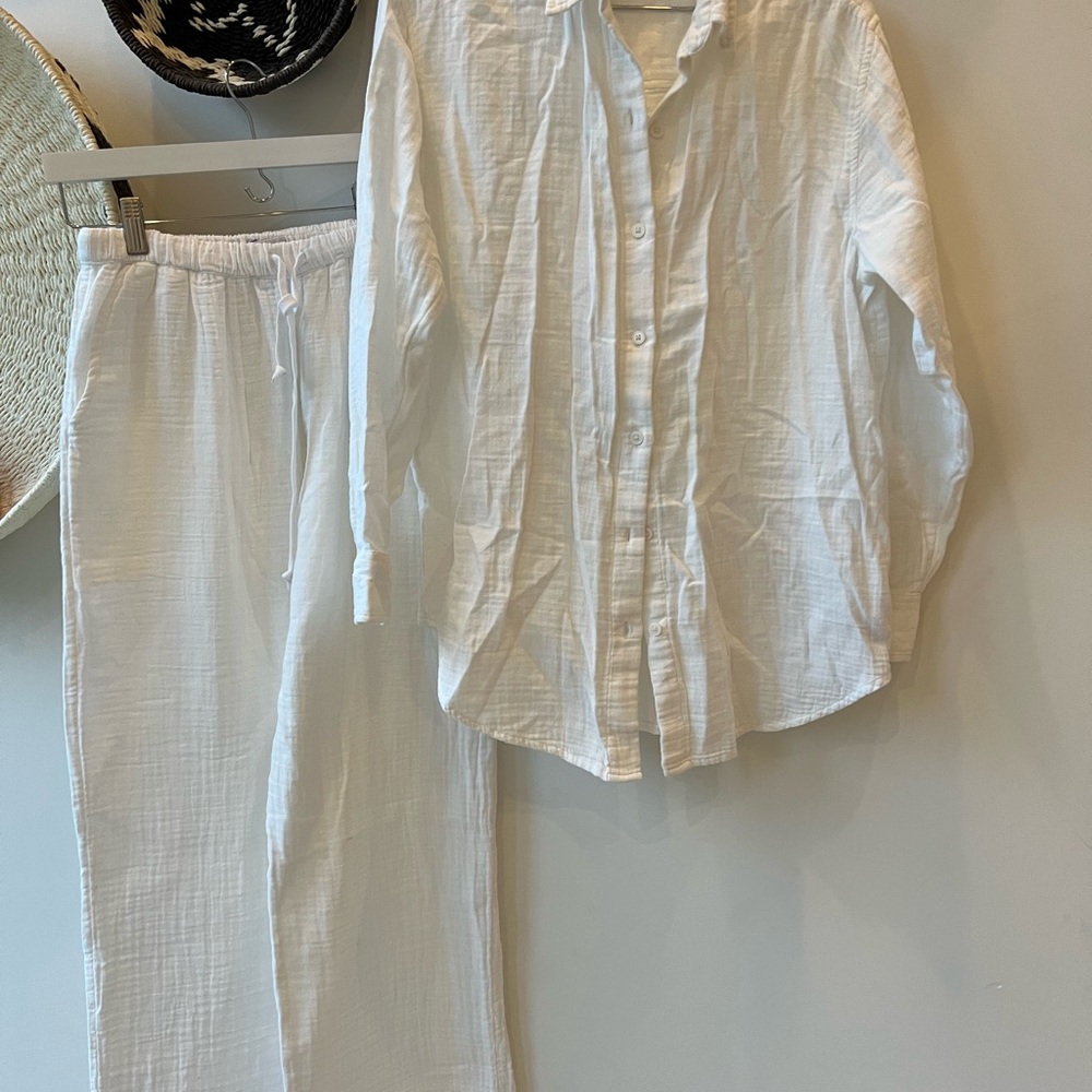 Little Moon Cream Button-Up Shirt